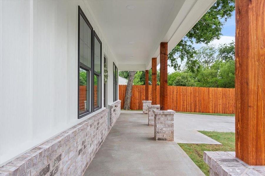 Exterior details and patio area of a home in , Waco (Image 3).