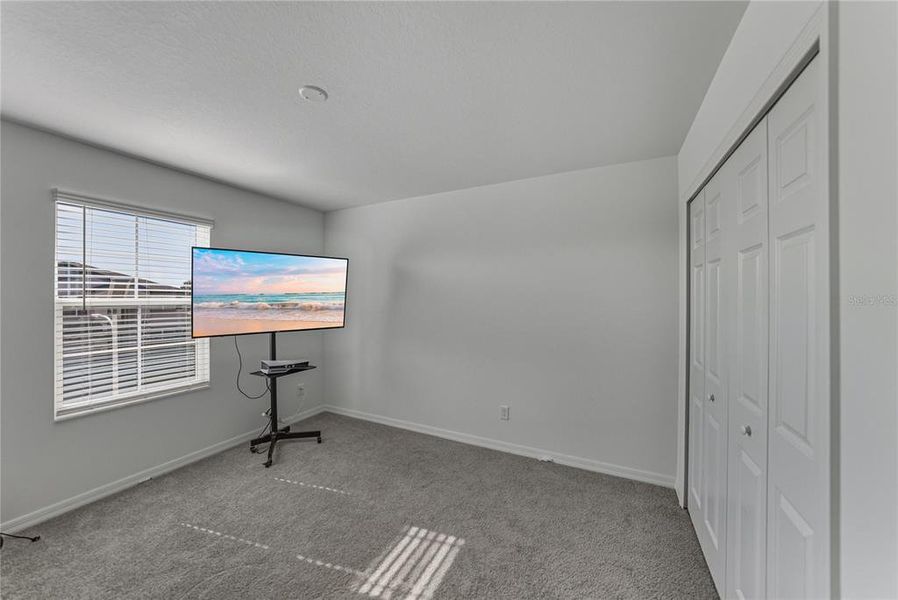 Spacious, unfurnished interior of a new home in Epperson, Wesley Chapel (Image 24).