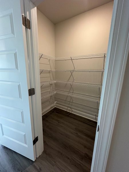 Spacious, unfurnished interior of a new home in Mirror Lake at South Harbour, Villa Rica (Image 10).