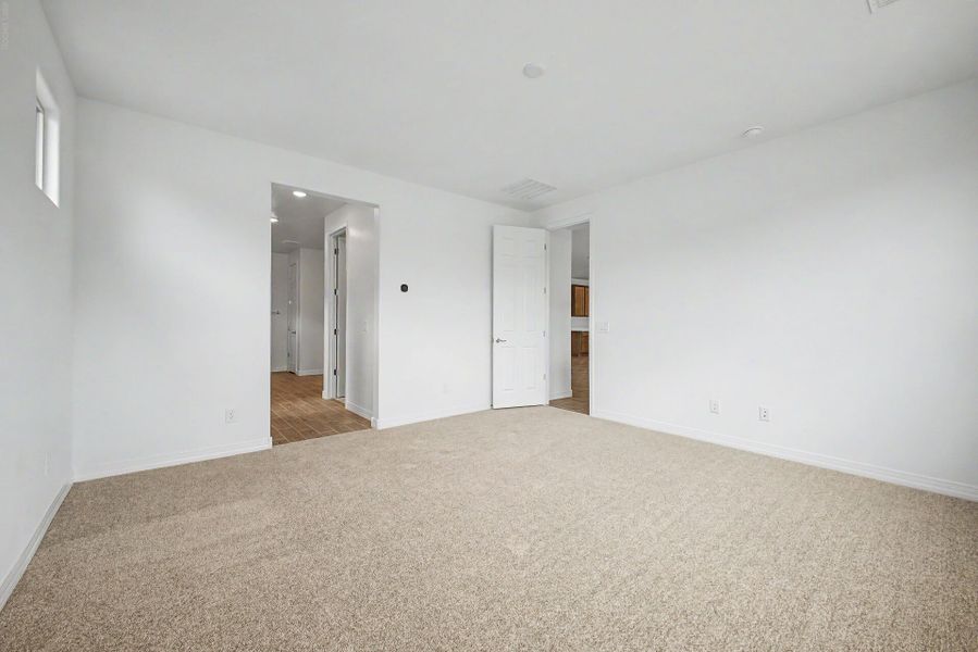 Spacious, unfurnished interior of a new home in Tierra Vistoso, Surprise (Image 10). Spacious, unfurnished interior of a new home in Tierra Vistoso, Surprise (Image 10).