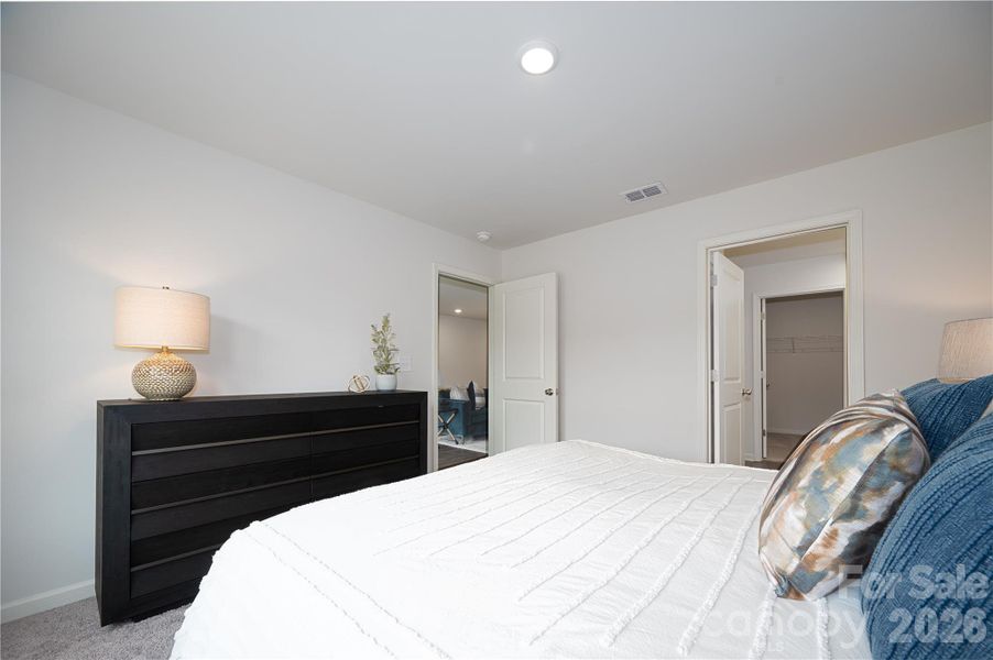 Furnished interior view inside a new home in Riverdale Hills, Spartanburg (Image 9).