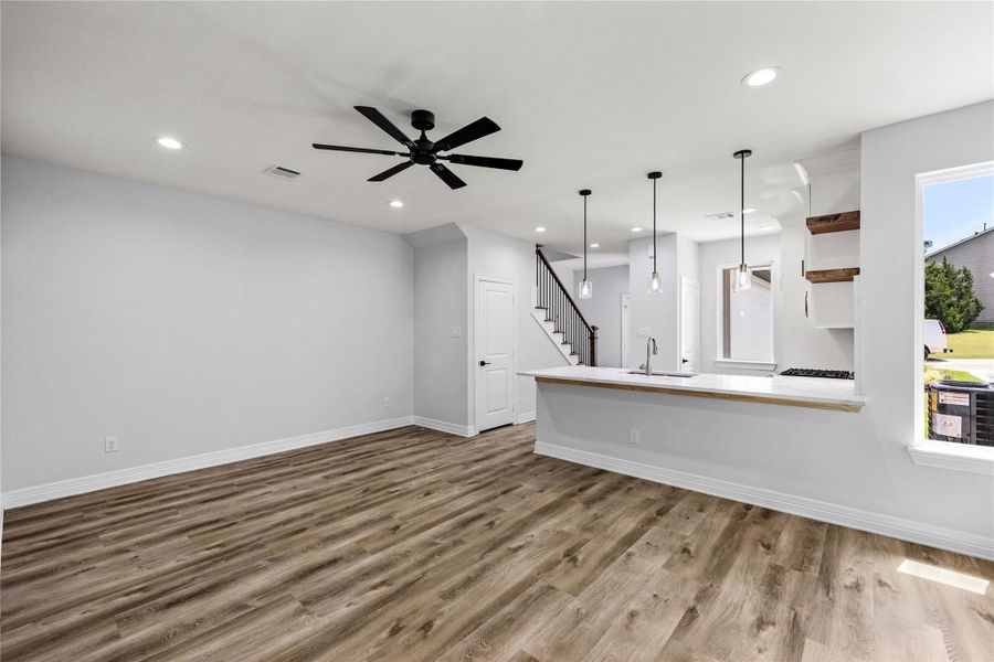 Spacious, unfurnished interior of a new home in , Montgomery (Image 29).