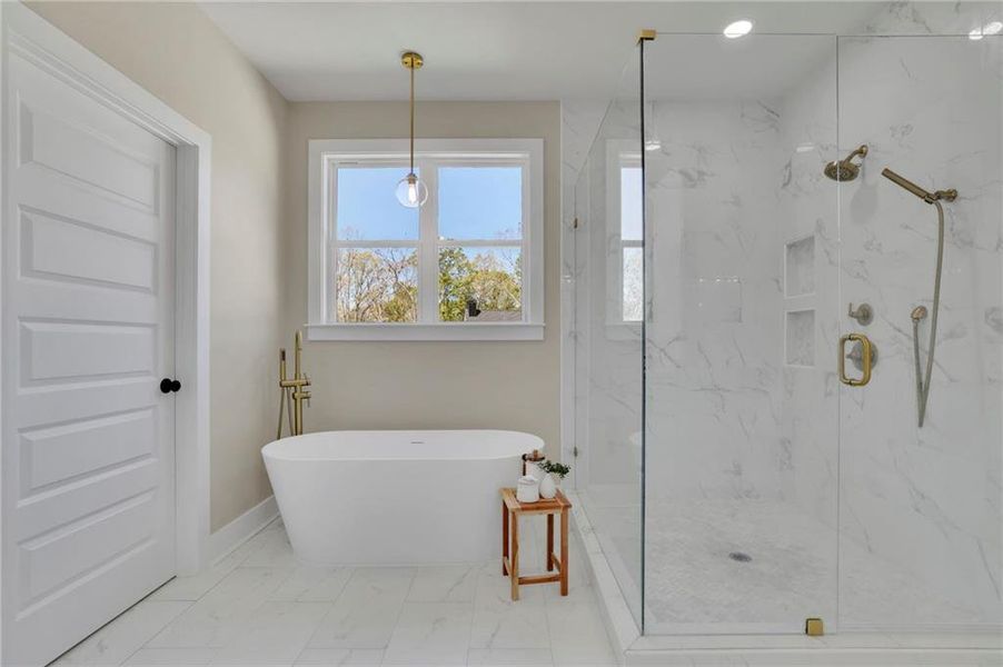 Furnished interior view inside a new home in , Monroe (Image 54).