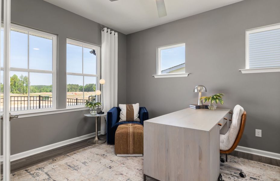 Representative furnished interior of a home built from the Hampton by Pulte Homes in Wimberly, Angier (Image 17).