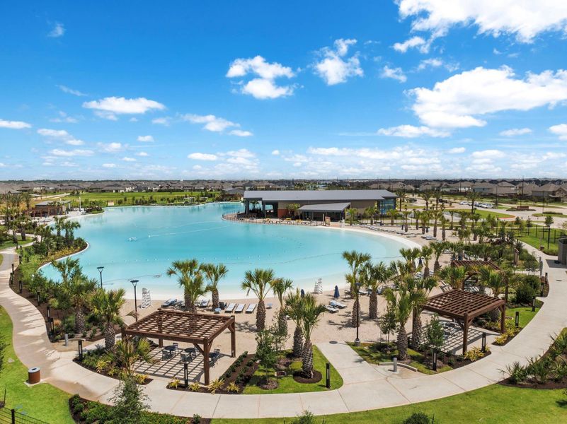 Community amenities in Sunterra, Katy (Image 34).