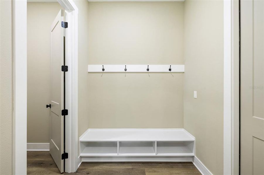 Spacious, unfurnished interior of a new home in , Tampa (Image 34).