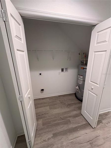 Spacious, unfurnished interior of a new home in , Bradenton (Image 7).