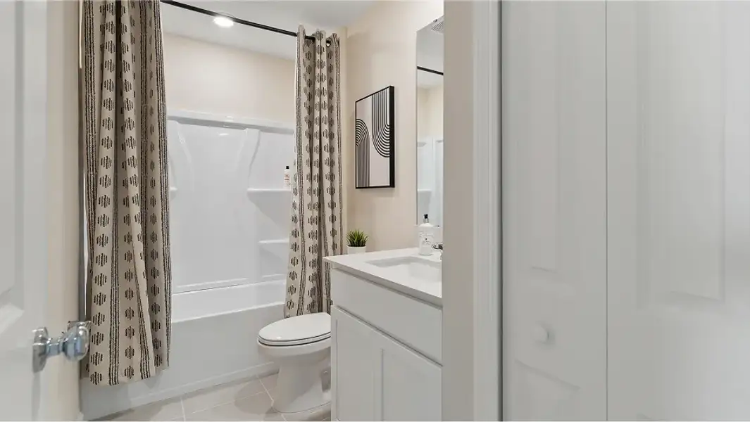 Florida CORE L003 Columbus Bath2 F2 Base3 4 18 25