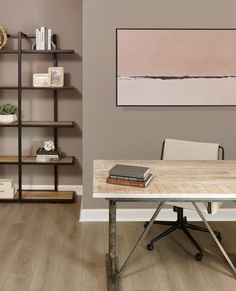 Furnished interior view inside a new home in , Ravenel (Image 7).