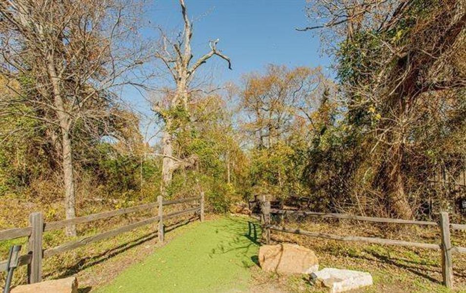Natural landscape and outdoor views near  in Lindale (Image 19).