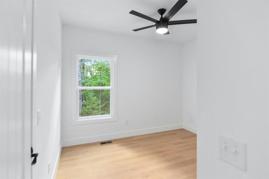 Spacious, unfurnished interior of a new home in , Ellijay (Image 25).