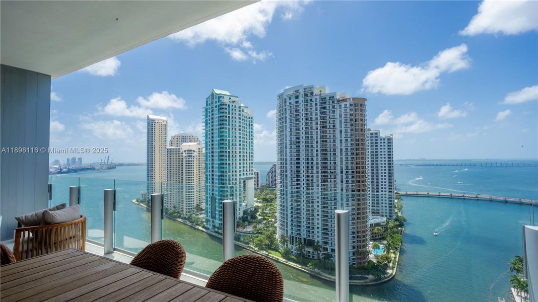 Condo located in Miami, FL showcasing its design and architecture (Image 1). Condo located in Miami, FL showcasing its design and architecture (Image 1).