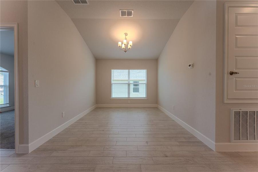 Spacious, unfurnished interior of a new home in Oak Hill Plantation, Ocala (Image 10). Spacious, unfurnished interior of a new home in Oak Hill Plantation, Ocala (Image 10).