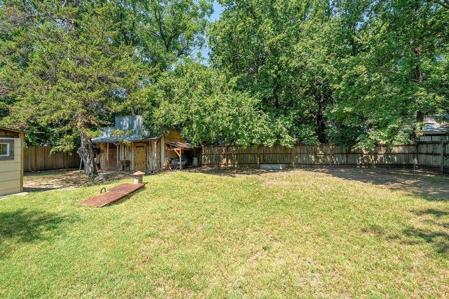 Image 33 of a home in .