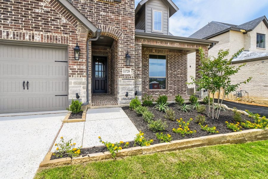 11729 Wildwood - Front Elevation