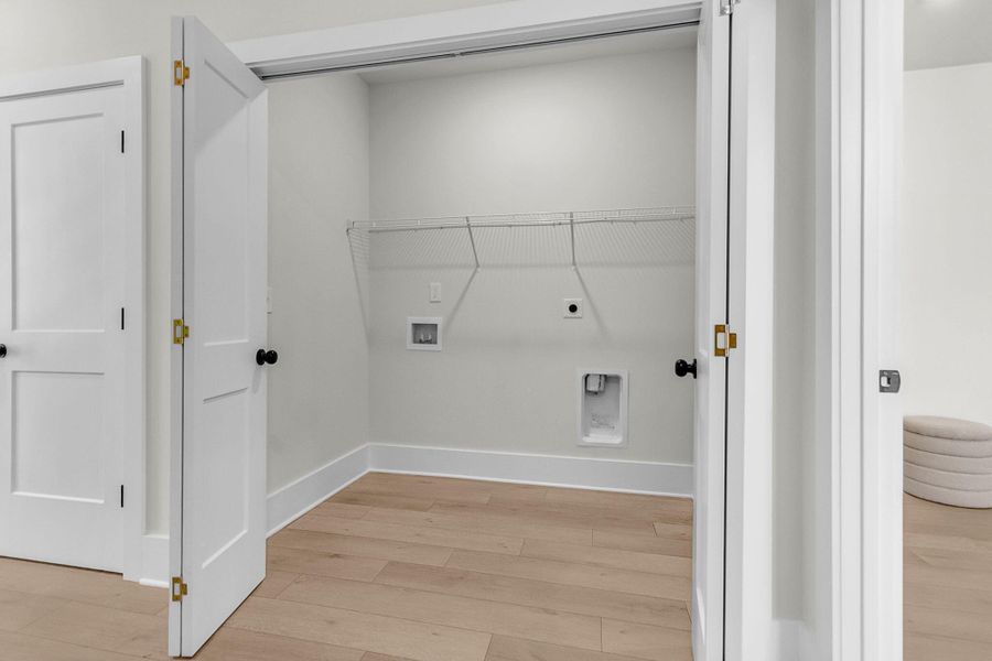 Spacious, unfurnished interior of a new home in , North Charleston (Image 63).