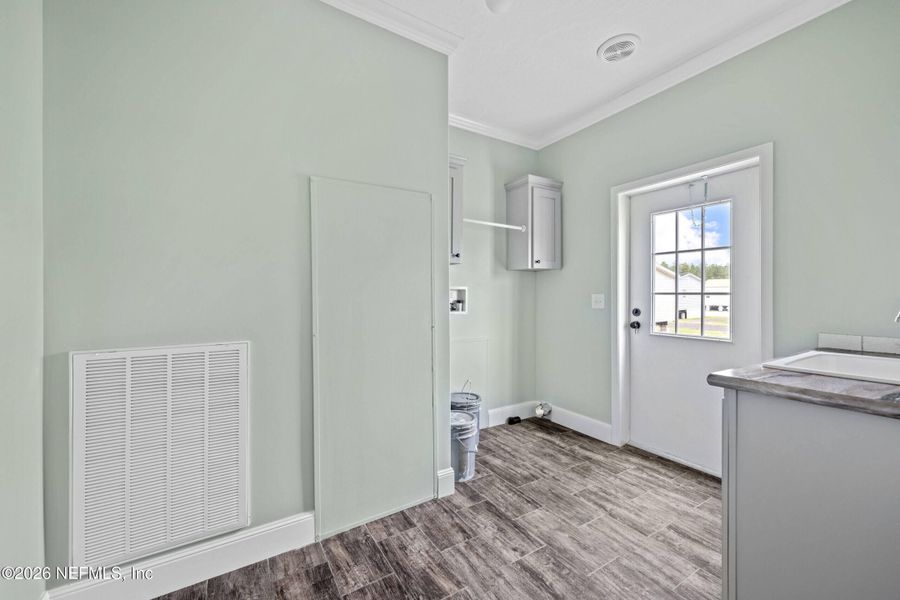 Spacious, unfurnished interior of a new home in , Lawtey (Image 15). Spacious, unfurnished interior of a new home in , Lawtey (Image 15).