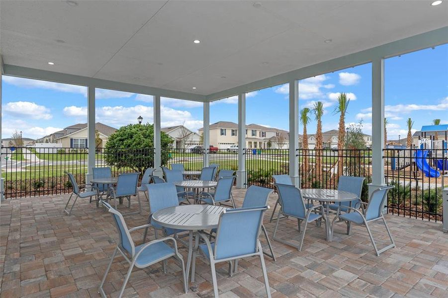 Community amenities in , Tavares (Image 41).