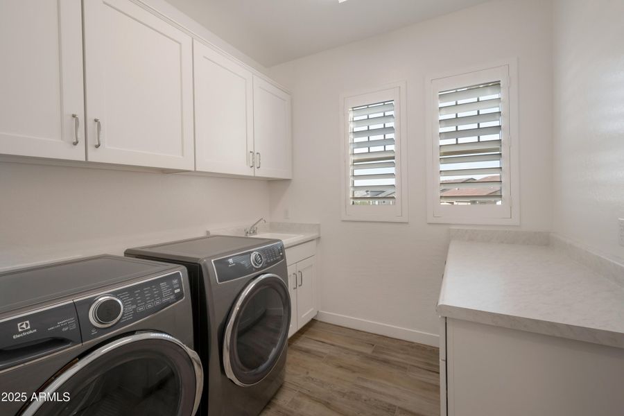 23-print-Qp-9342 23-print-Qp-9342