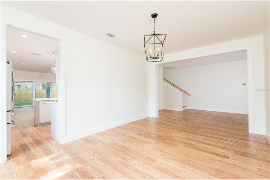Spacious, unfurnished interior of a new home in , Tampa (Image 18).