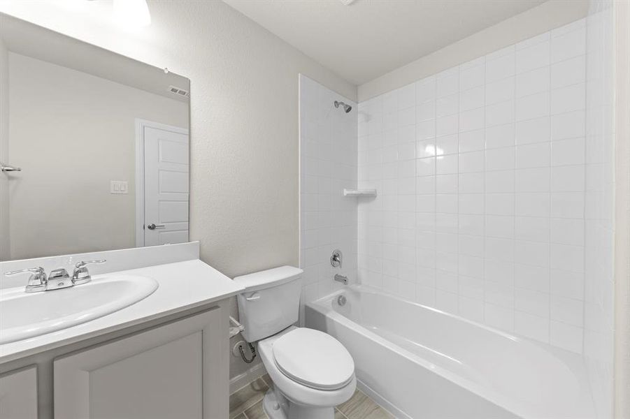 20_21. 937 Joy Mill - 2ND Bath