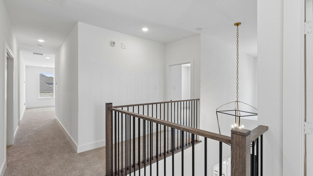 Representative unfurnished interior of a home built from the Custom II by Southgate Homes in Prosper Ridge, Prosper (Image 19).