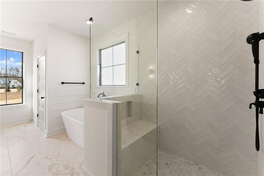 Furnished interior view inside a new home in , Gainesville (Image 9).