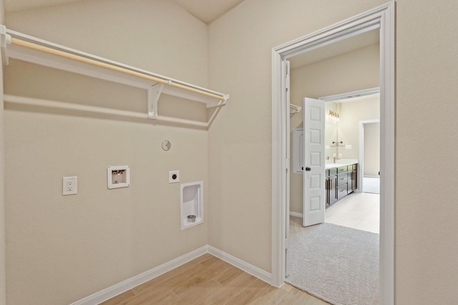 Spacious, unfurnished interior of a new home in Elyson, Katy (Image 14). Spacious, unfurnished interior of a new home in Elyson, Katy (Image 14).