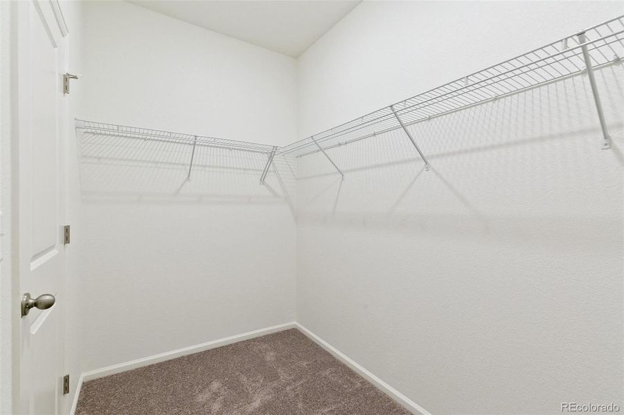 Image 26 of a home in Farmlore.