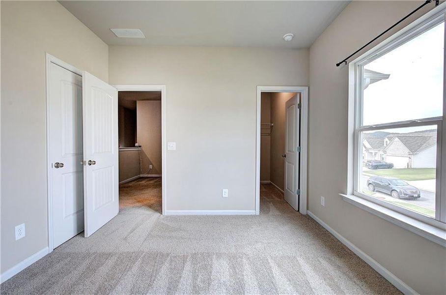 Spacious, unfurnished interior of a new home in , Cartersville (Image 31).