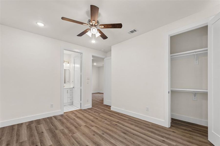 Spacious, unfurnished interior of a new home in , Dallas (Image 26). Spacious, unfurnished interior of a new home in , Dallas (Image 26).