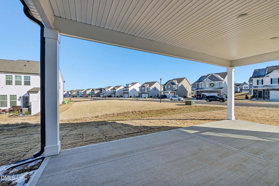 36-web-or-mls-Hipwood Dr-S2901-036