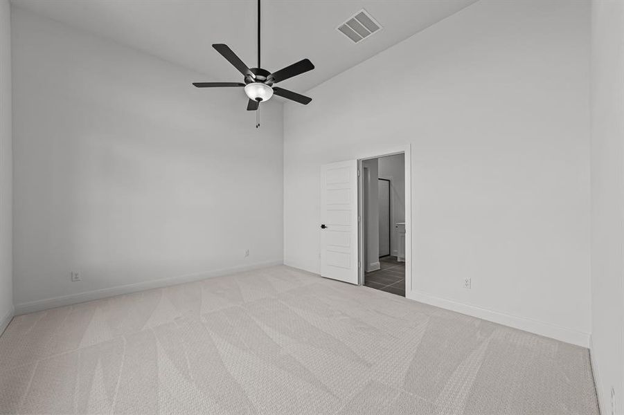 Spacious, unfurnished interior of a new home in Creekshaw – Classic, Royse City (Image 14). Spacious, unfurnished interior of a new home in Creekshaw – Classic, Royse City (Image 14).