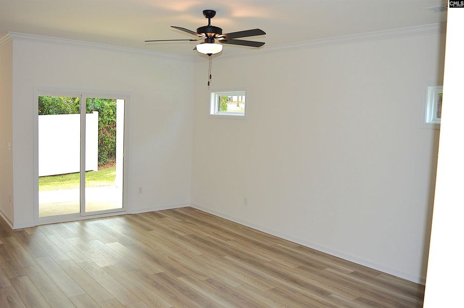 Spacious, unfurnished interior of a new home in Bickley Station, Irmo (Image 29).