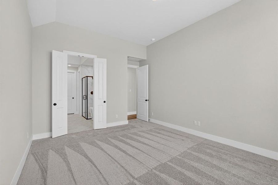 Spacious, unfurnished interior of a new home in Trinity Falls, McKinney (Image 19).