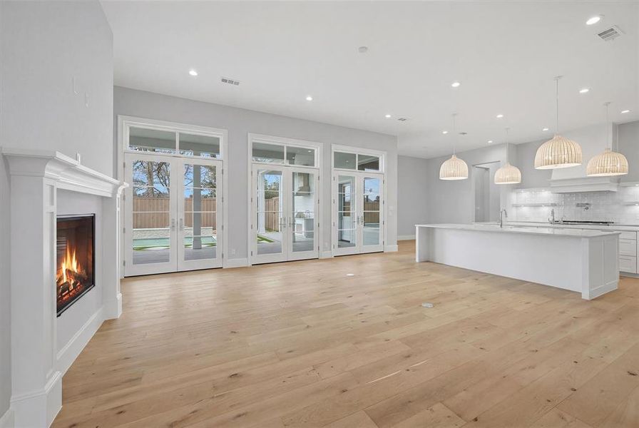 Spacious, unfurnished interior of a new home in , Dallas (Image 37).