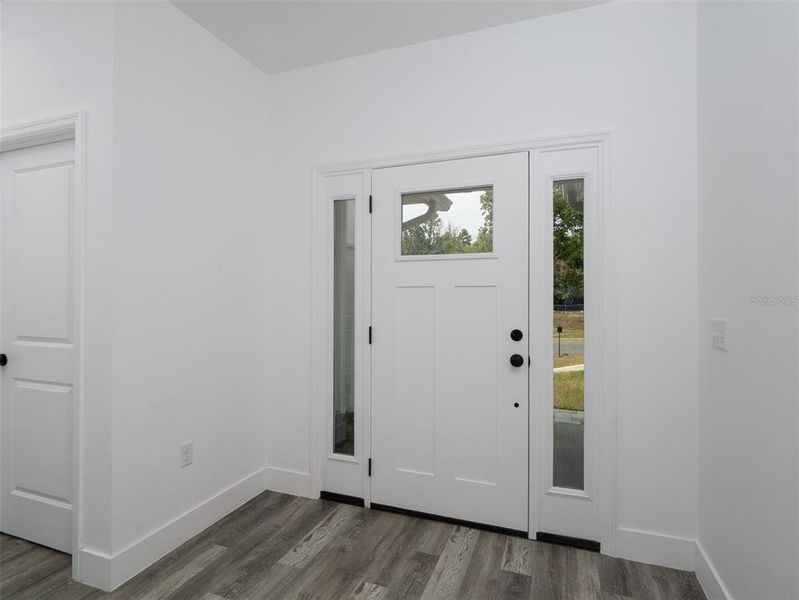 Spacious, unfurnished interior of a new home in , Newberry (Image 12).