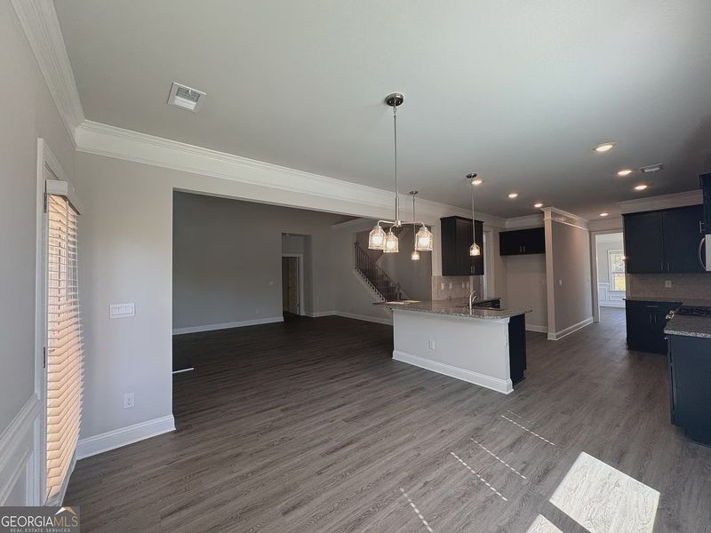 Spacious, unfurnished interior of a new home in Tuscany Hills, Douglasville (Image 14).