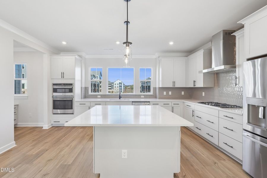 Elm Park 43_Kitchen_11.24.25_webready