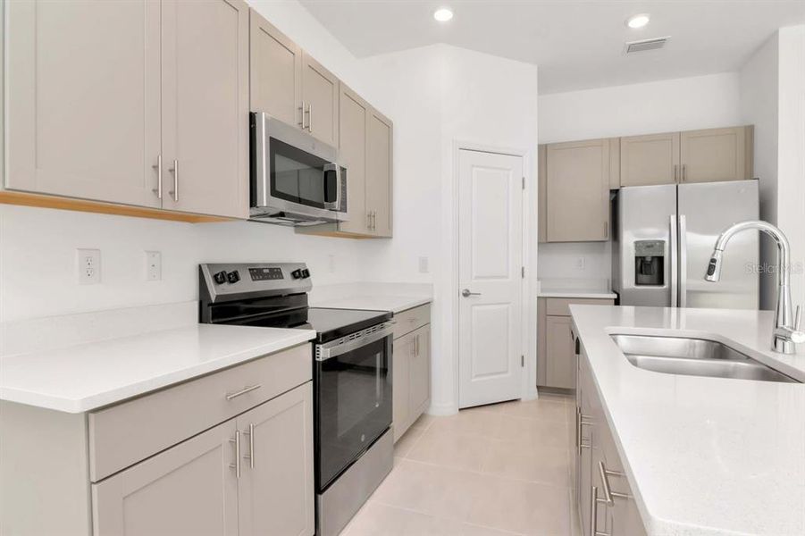 Furnished interior view inside a new home in , Wesley Chapel (Image 13).