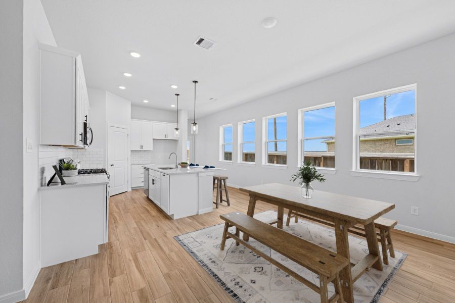 The Woodlee - Dining The Woodlee - Dining