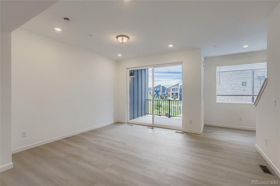Spacious, unfurnished interior of a new home in , Broomfield (Image 18).