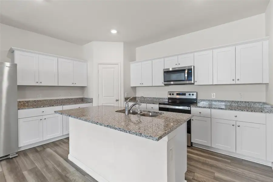 Furnished interior view inside a new home in Chapel Run, Montgomery (Image 5). Furnished interior view inside a new home in Chapel Run, Montgomery (Image 5).
