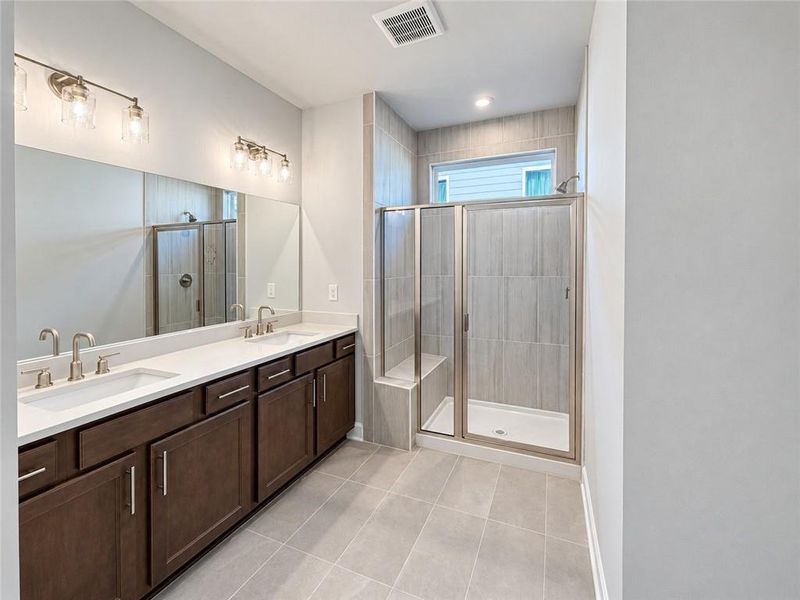 Furnished interior view inside a new home in Sun City Peachtree, Griffin (Image 5).