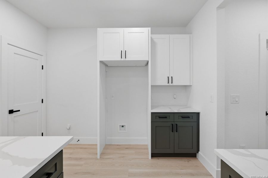 Furnished interior view inside a new home in , San Antonio (Image 9).