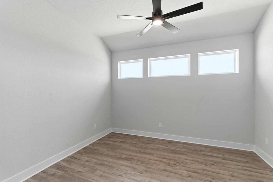 Spacious, unfurnished interior of a new home in Alsatian Oaks, Castroville (Image 25).