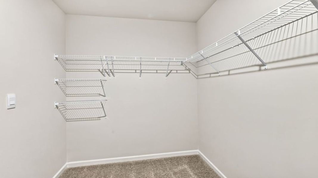 Spacious, unfurnished interior of a new home in Woodglen, Piedmont (Image 33).