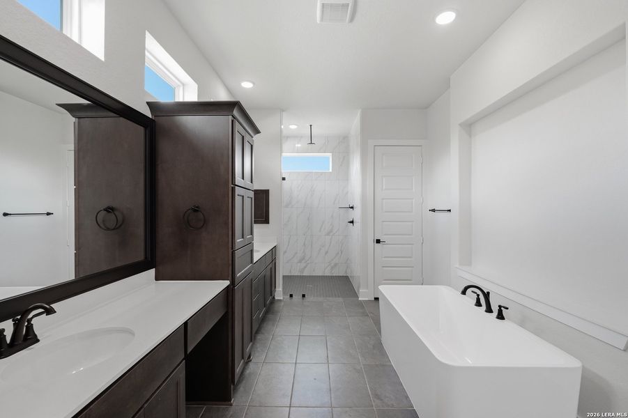 Furnished interior view inside a new home in , Castroville (Image 6).