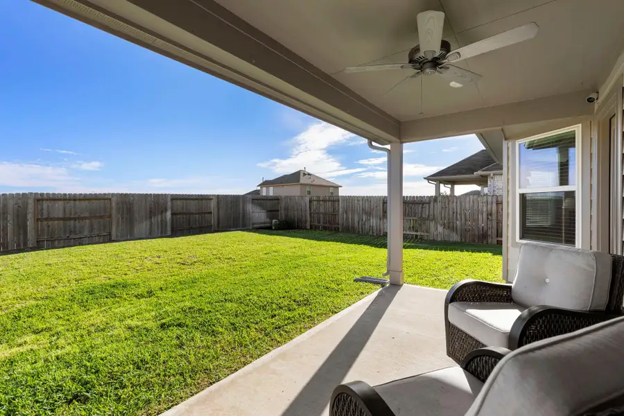 Exterior details and patio area of a home in , Magnolia (Image 22).