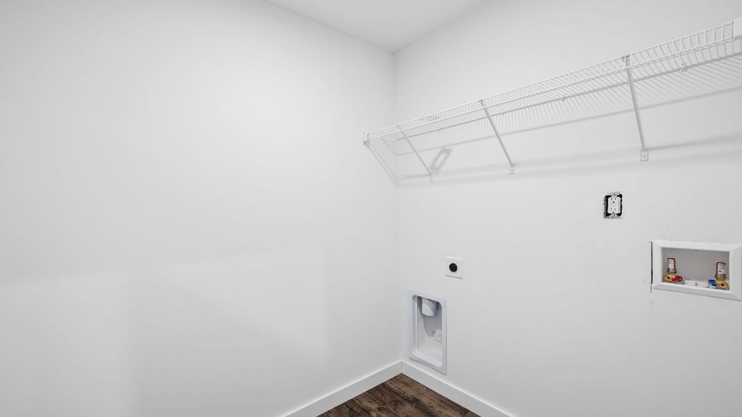 Spacious, unfurnished interior of a new home in Hawks Landing, Apison (Image 14).